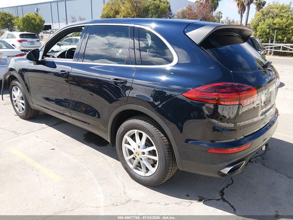 2016 PORSCHE CAYENNE