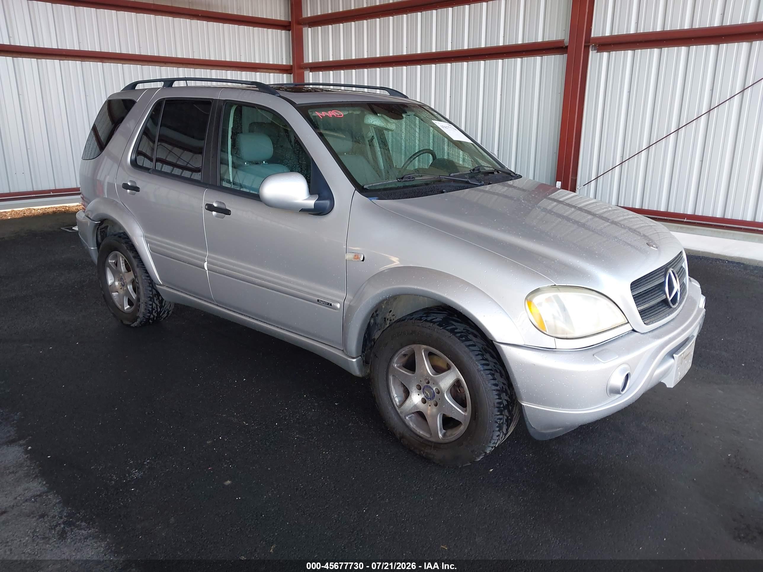 2001 MERCEDES-BENZ ML 320 ML320