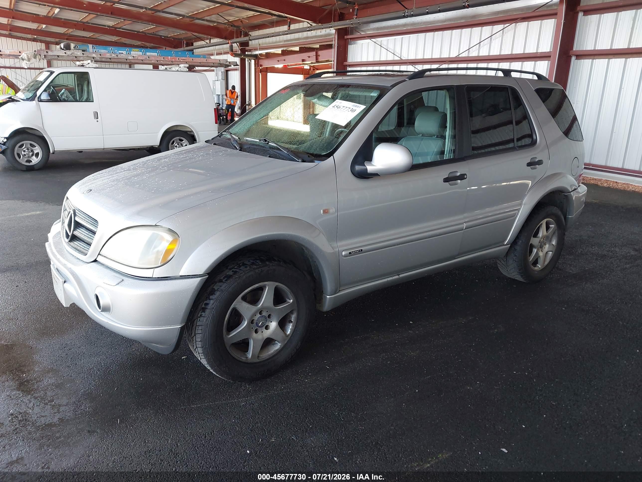 2001 MERCEDES-BENZ ML 320 ML320