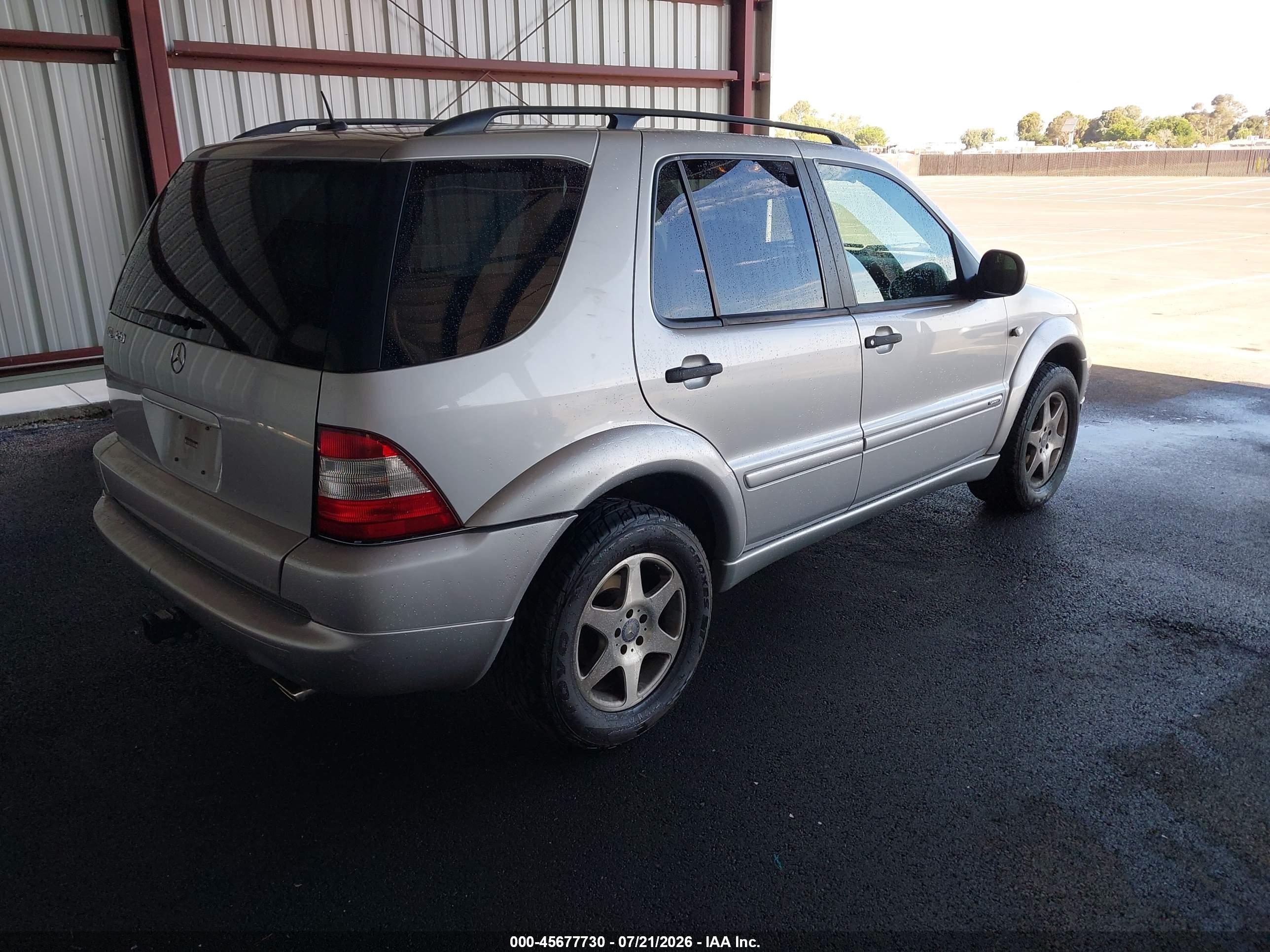 2001 MERCEDES-BENZ ML 320 ML320