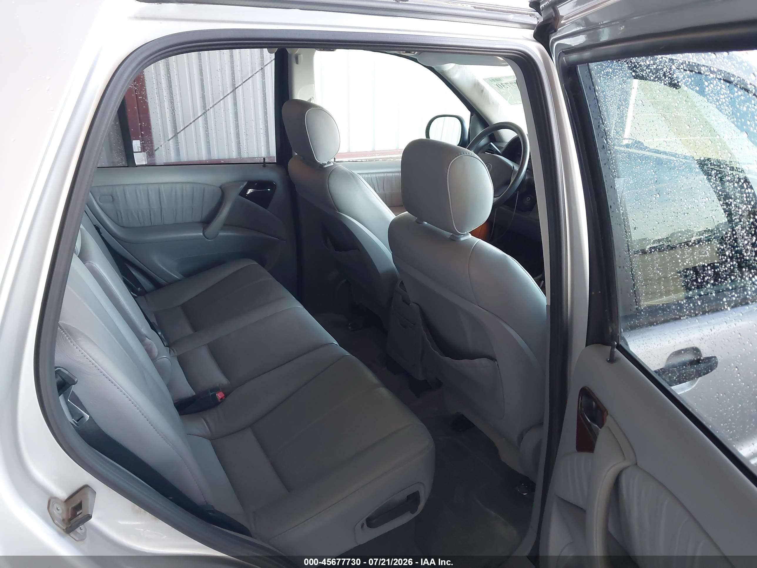 2001 MERCEDES-BENZ ML 320 ML320