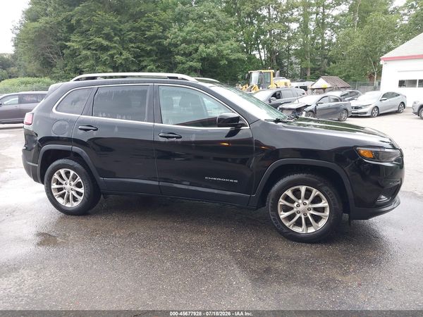 2019 JEEP CHEROKEE LATITUDE 4X4
