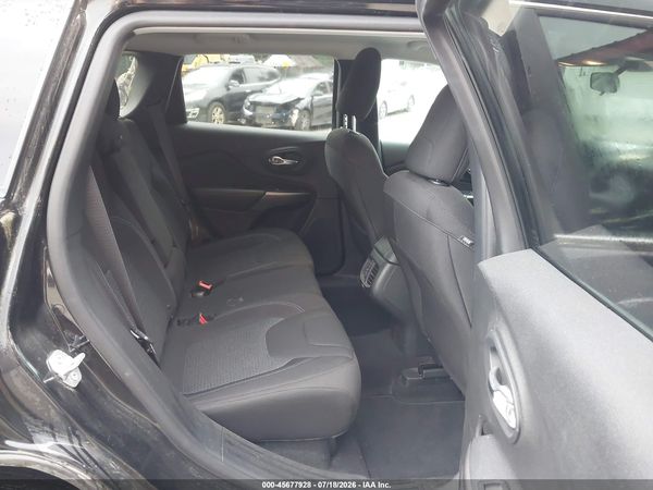 2019 JEEP CHEROKEE LATITUDE 4X4