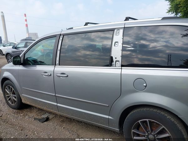 2017 DODGE GRAND CARAVAN SXT — I117