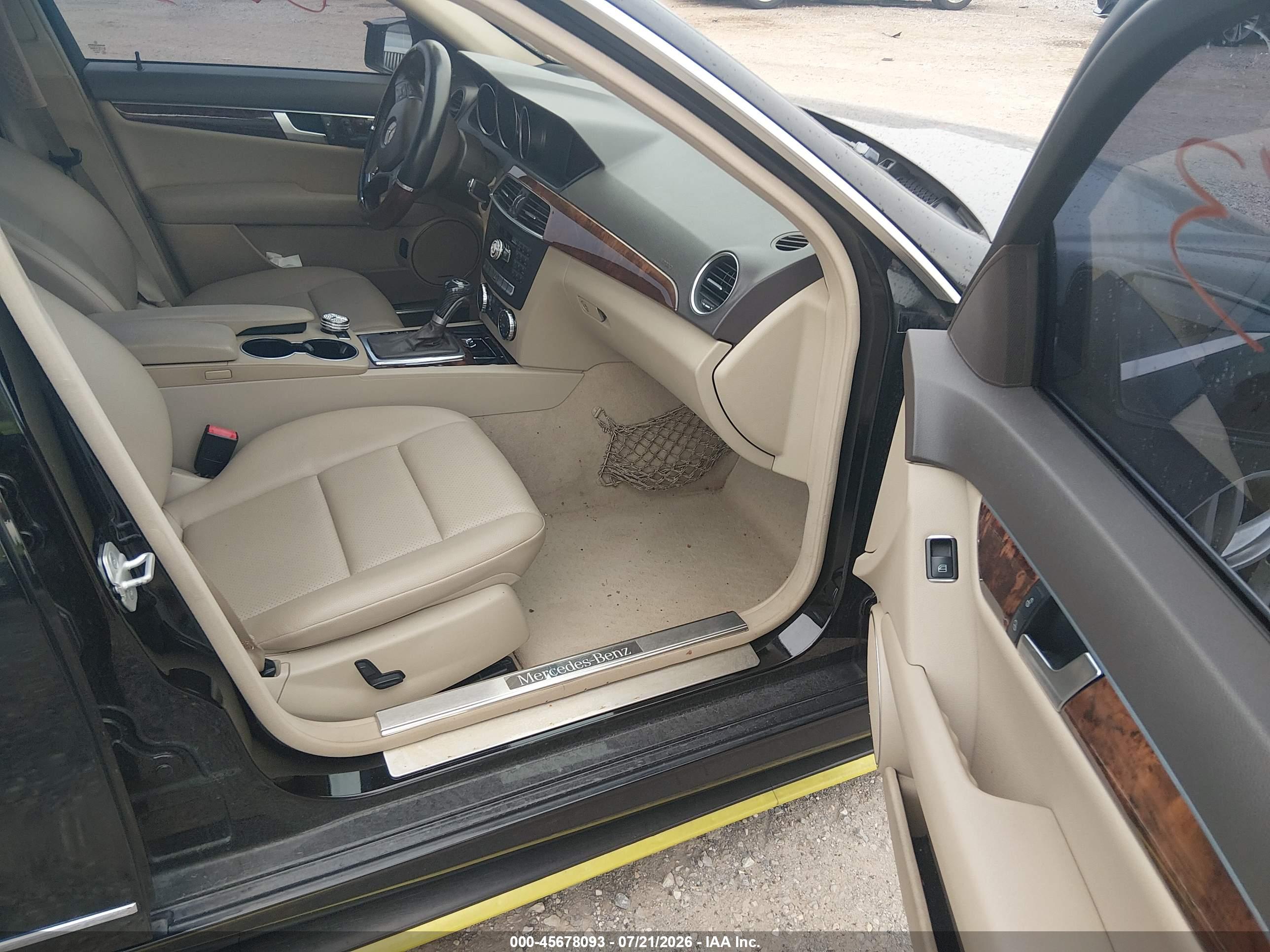 2014 MERCEDES-BENZ C 300 SPORT 4MATIC
