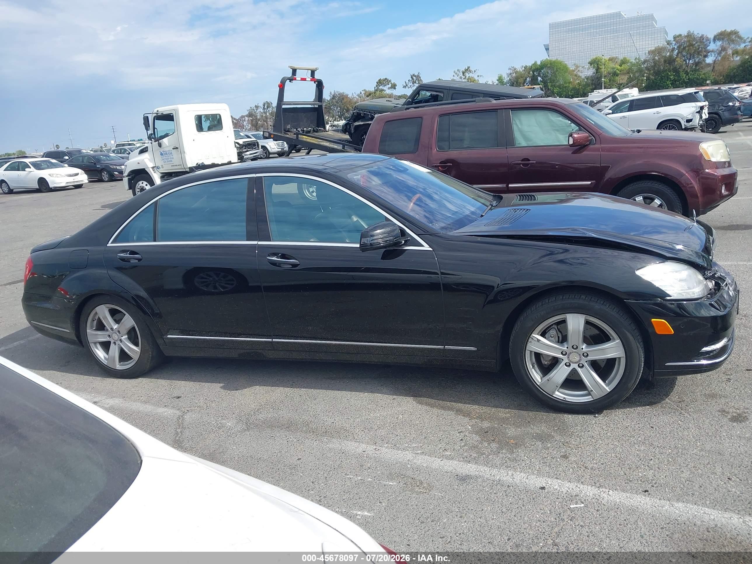 2011 MERCEDES-BENZ S 550 S550