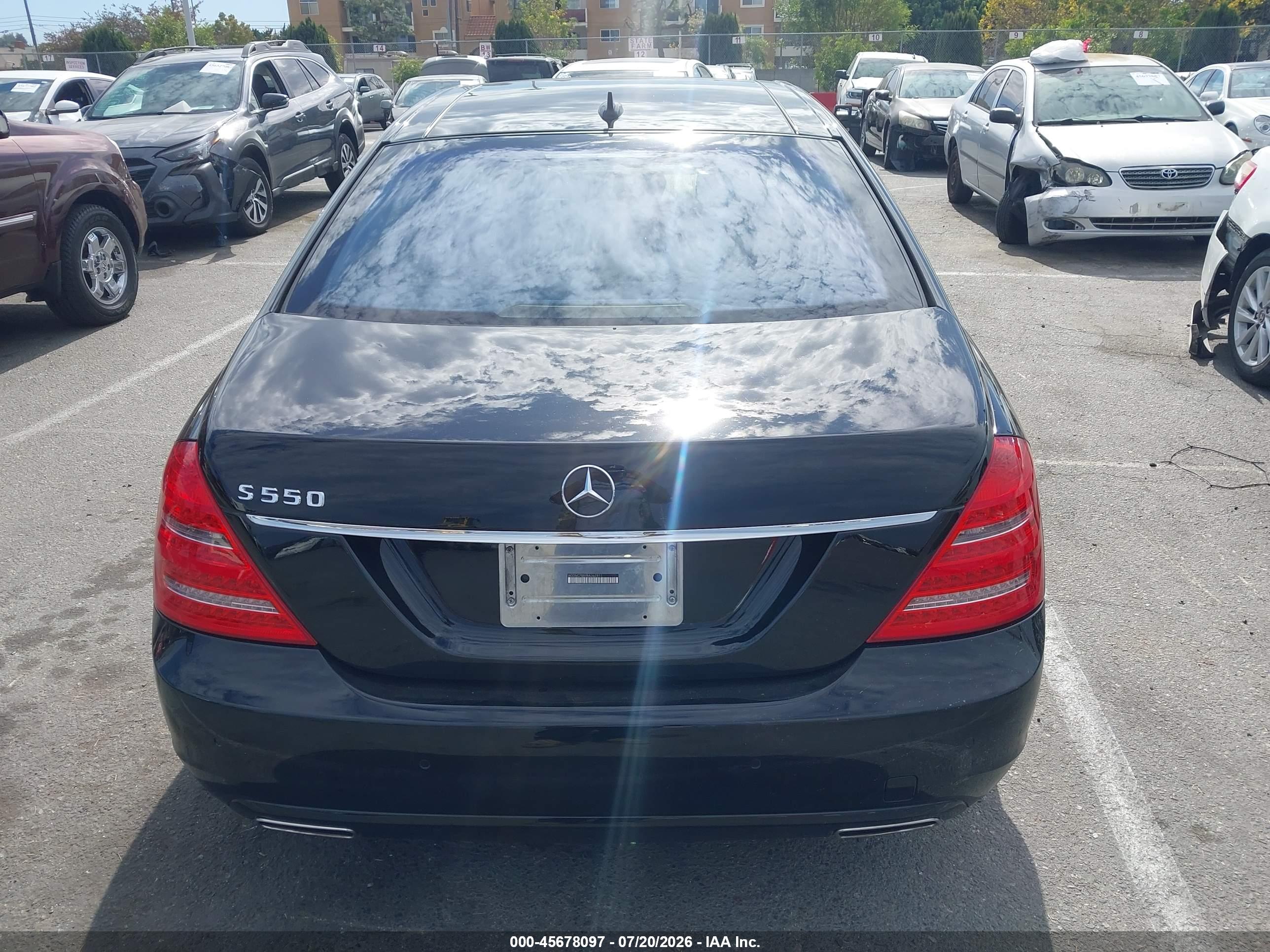 2011 MERCEDES-BENZ S 550 S550