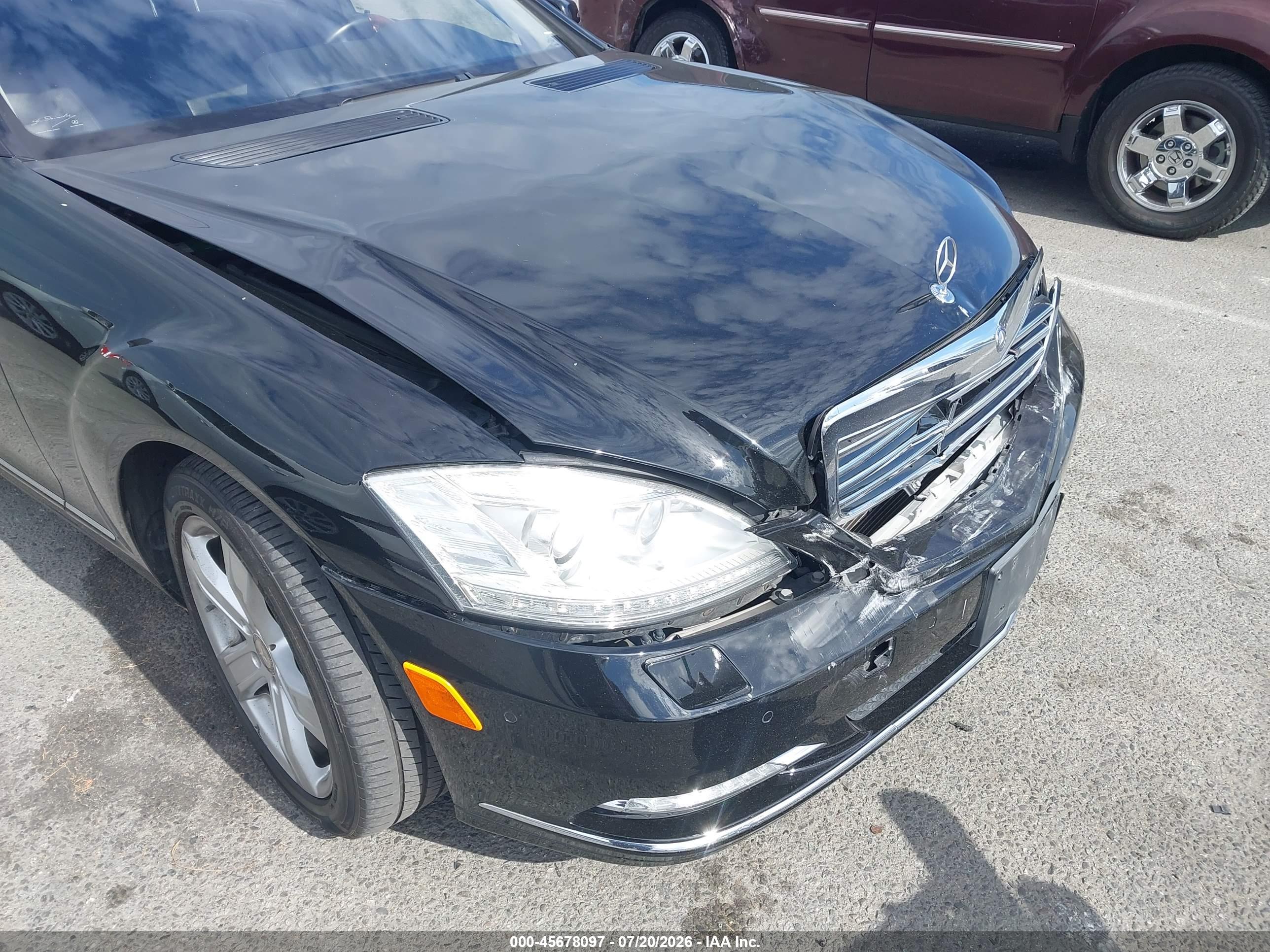 2011 MERCEDES-BENZ S 550 S550