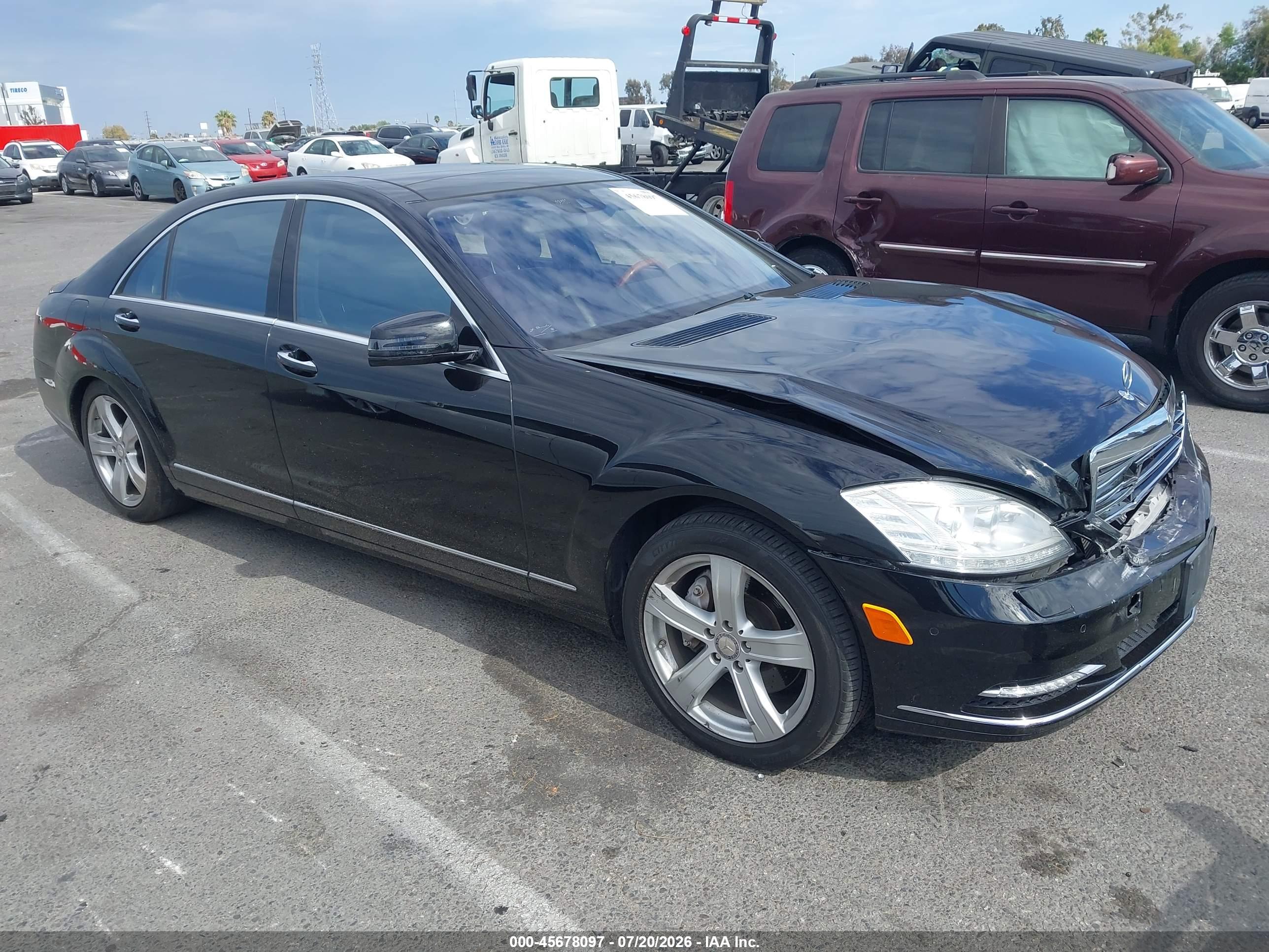 2011 MERCEDES-BENZ S 550 S550