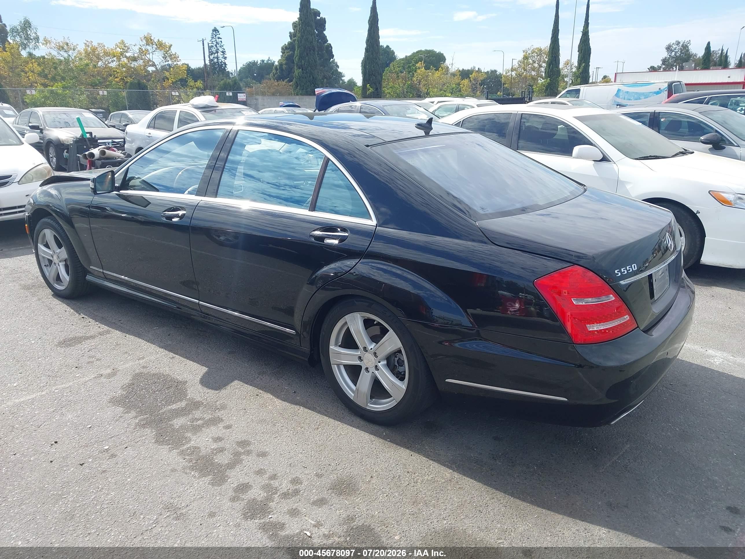2011 MERCEDES-BENZ S 550 S550