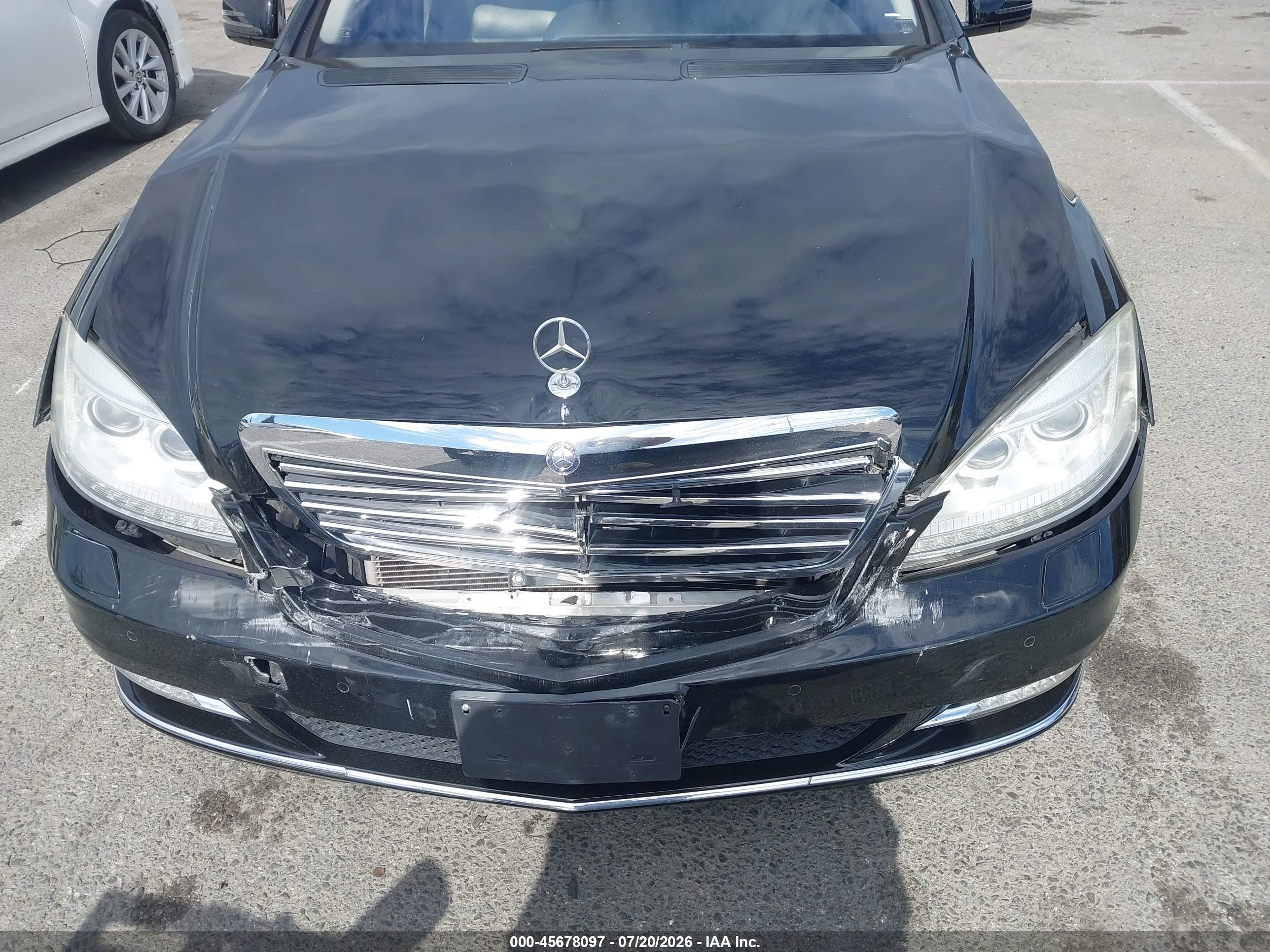 2011 MERCEDES-BENZ S 550 S550