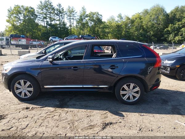 2017 VOLVO XC60 T5 INSCRIPTION