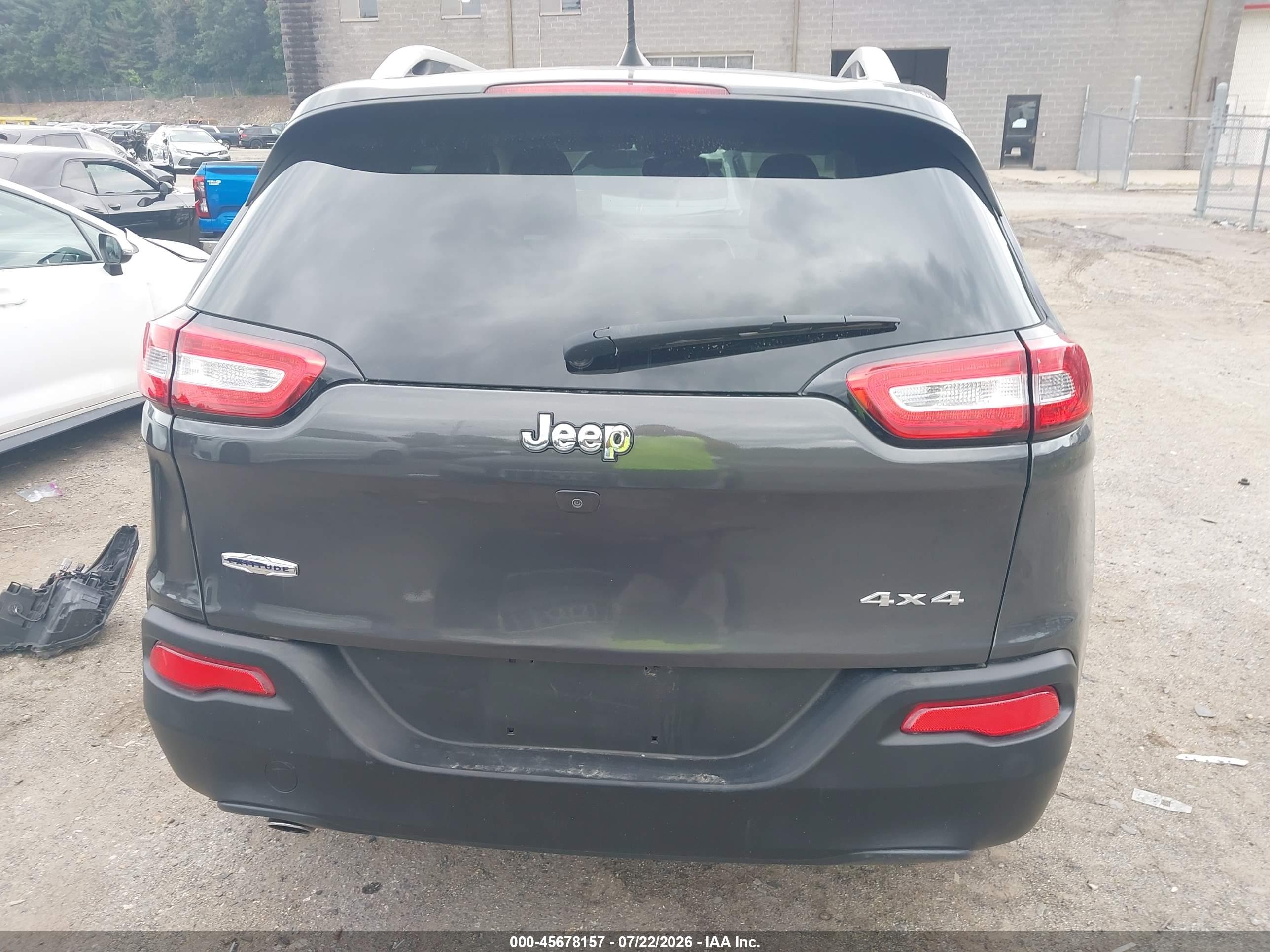 2016 JEEP CHEROKEE LATITUDE 4X4