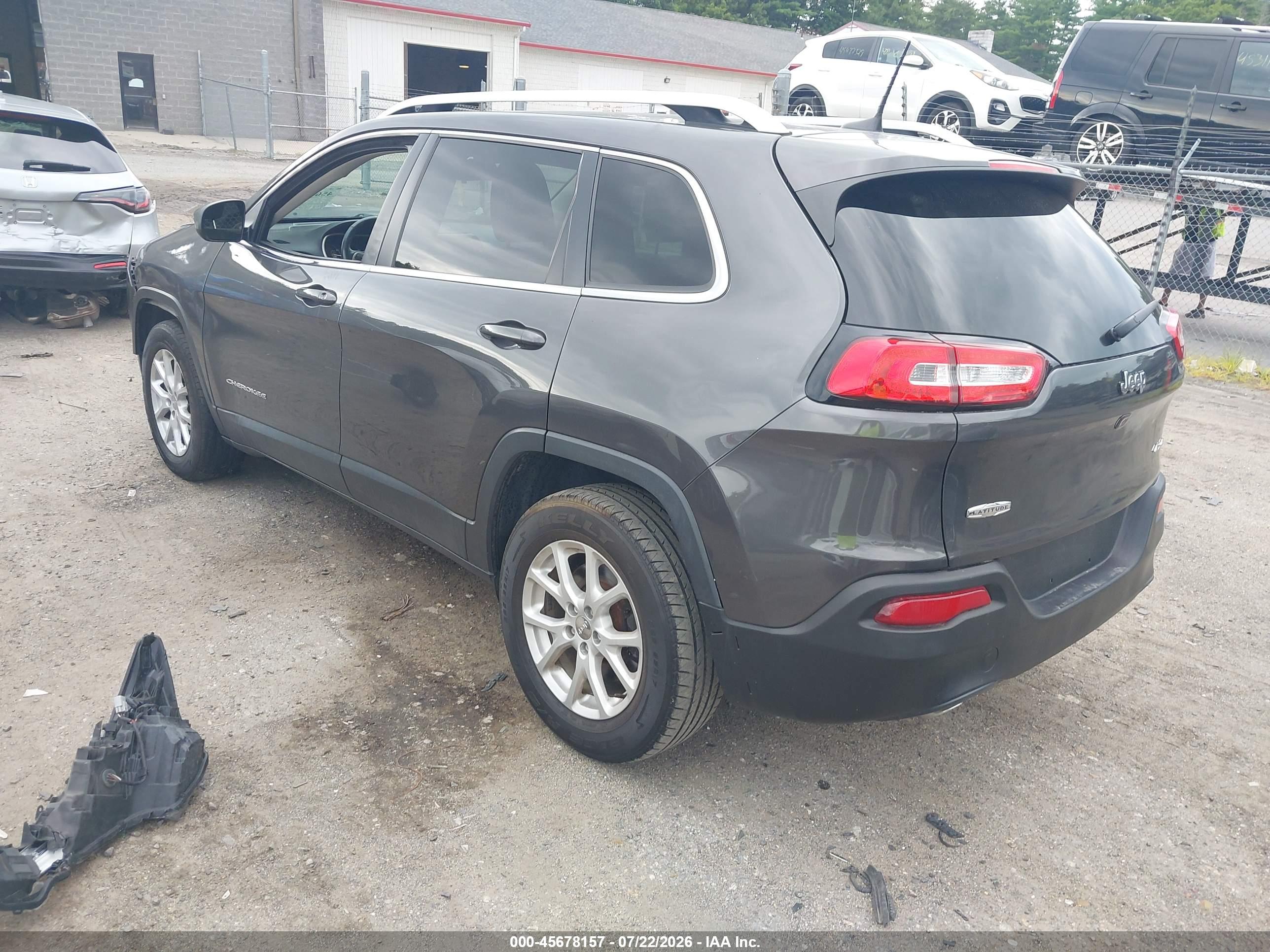 2016 JEEP CHEROKEE LATITUDE 4X4