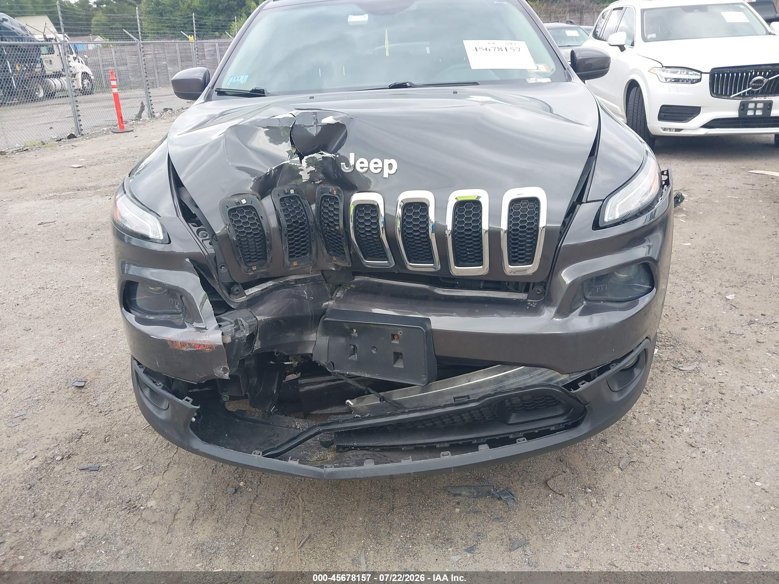 2016 JEEP CHEROKEE LATITUDE 4X4