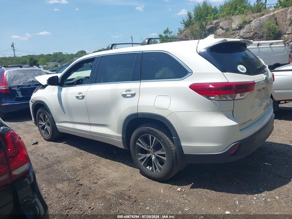 2017 TOYOTA HIGHLANDER LE PLUS
