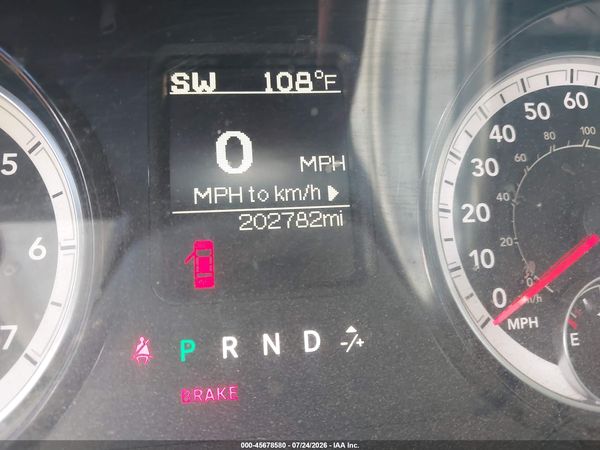 2016 RAM 1500 SLT