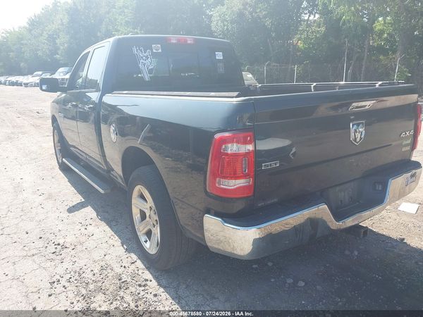 2016 RAM 1500 SLT