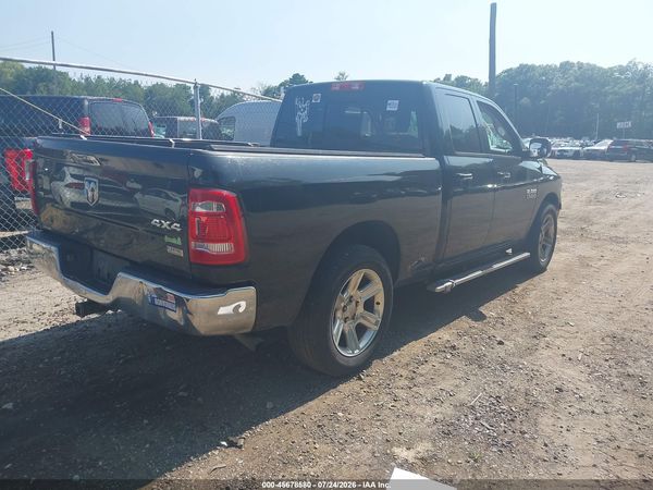 2016 RAM 1500 SLT