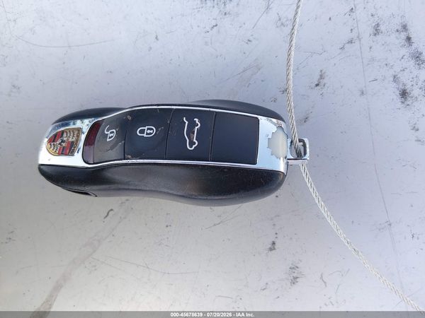 2014 PORSCHE CAYENNE PLATINUM EDITION