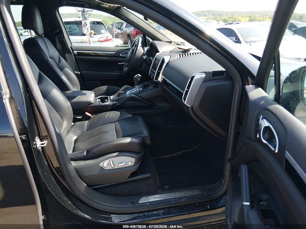 2014 PORSCHE CAYENNE PLATINUM EDITION