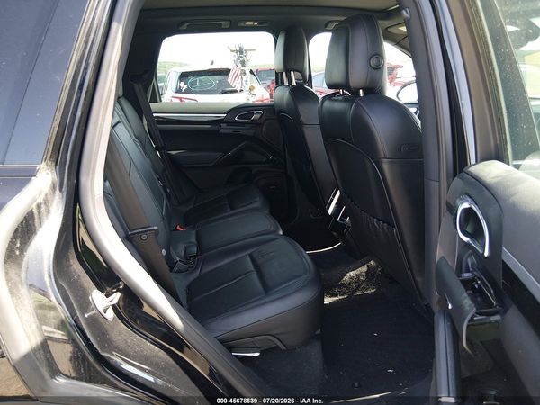 2014 PORSCHE CAYENNE PLATINUM EDITION