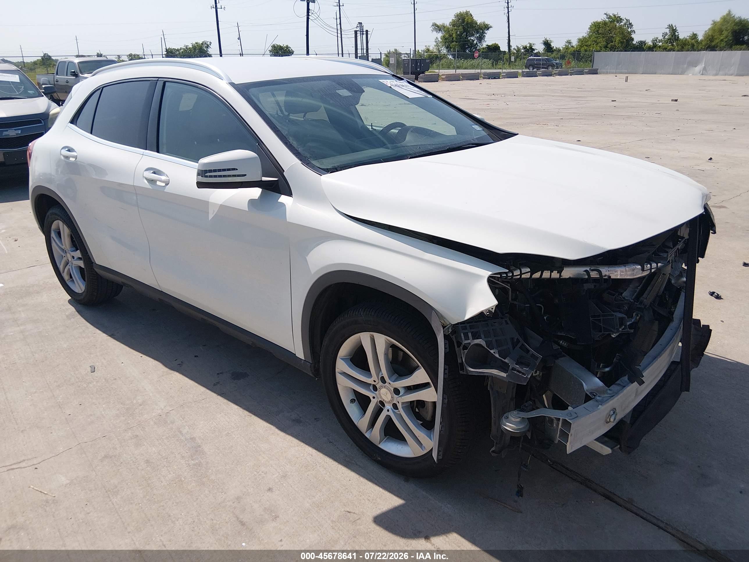 2015 MERCEDES-BENZ GLA 250 GLA250