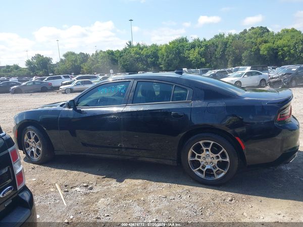 2015 DODGE CHARGER SXT