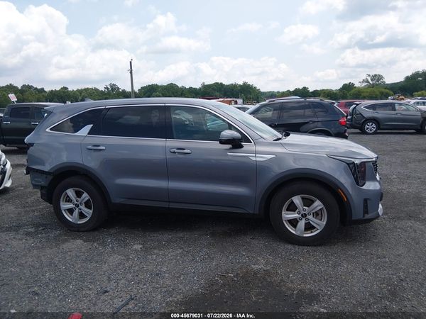 2025 KIA SORENTO LX