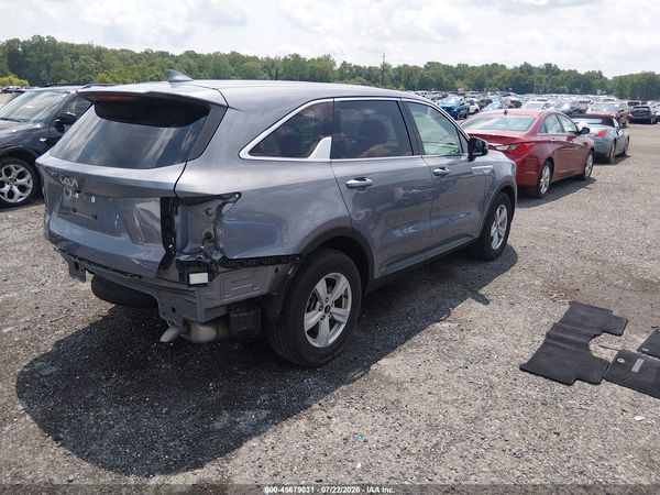 2025 KIA SORENTO LX