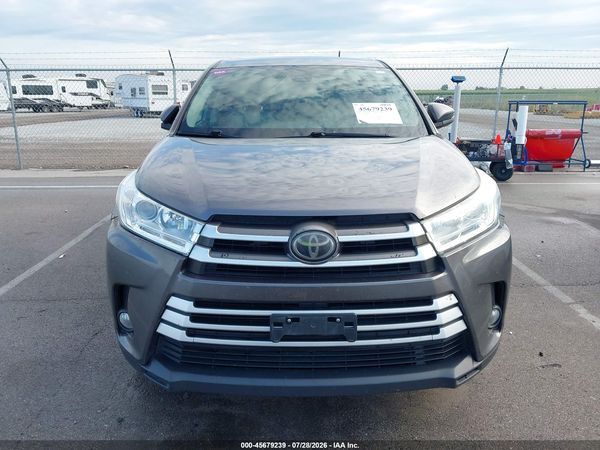 2018 TOYOTA HIGHLANDER LE PLUS