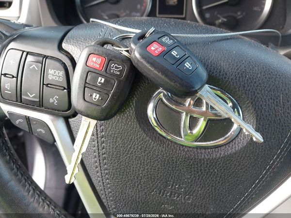 2018 TOYOTA HIGHLANDER LE PLUS