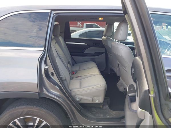 2018 TOYOTA HIGHLANDER LE PLUS