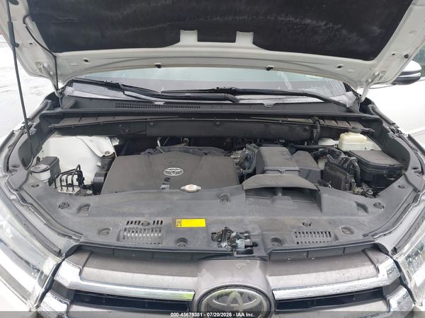 2018 TOYOTA HIGHLANDER LIMITED PLATINUM