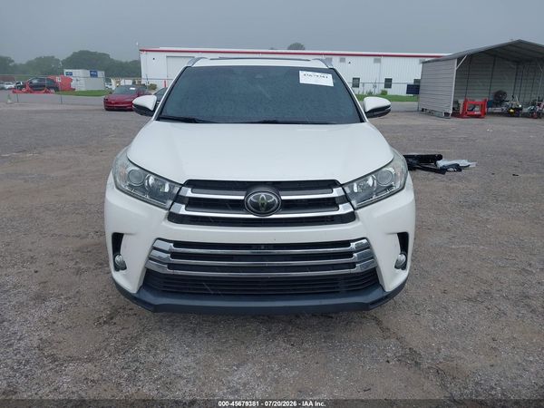 2018 TOYOTA HIGHLANDER LIMITED PLATINUM