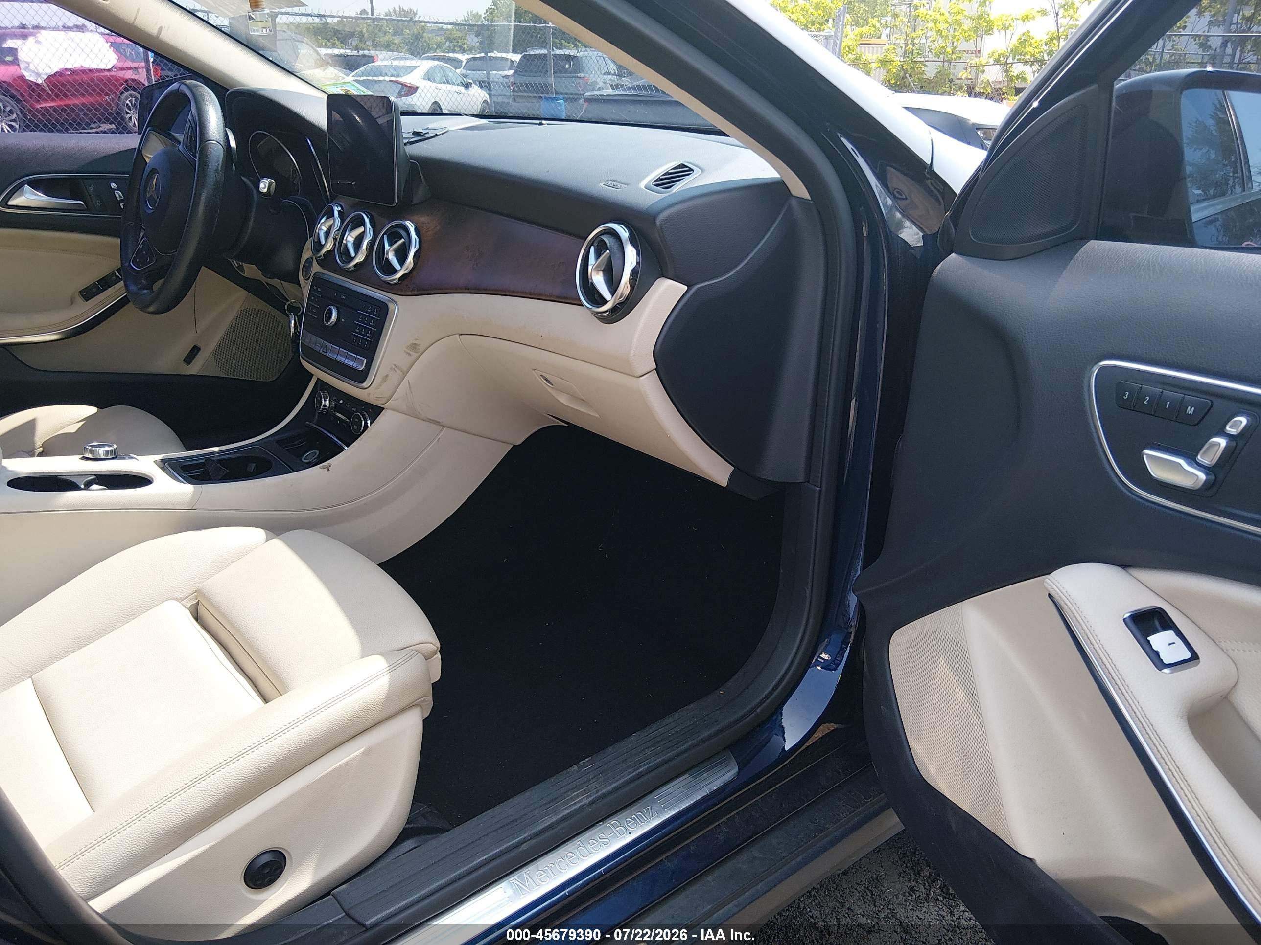 2018 MERCEDES-BENZ GLA 250 4MATIC