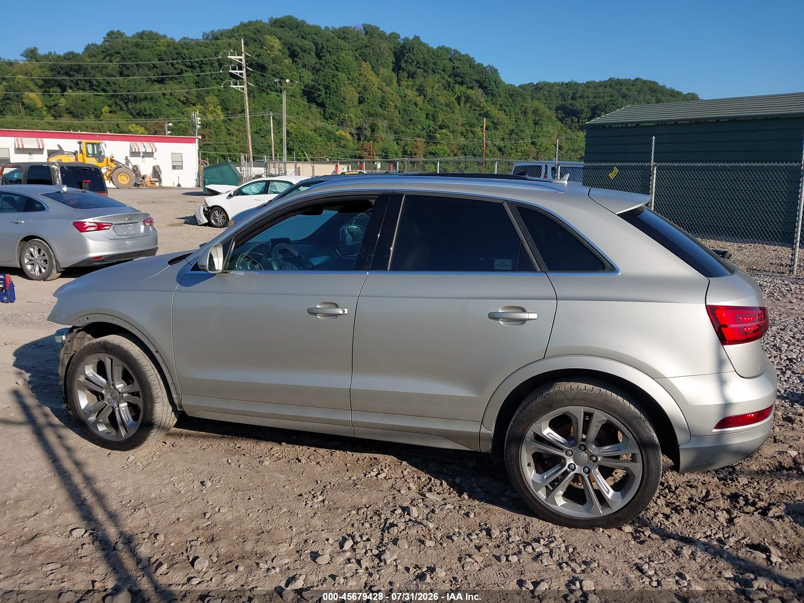 2017 AUDI Q3 2.0T PREMIUM