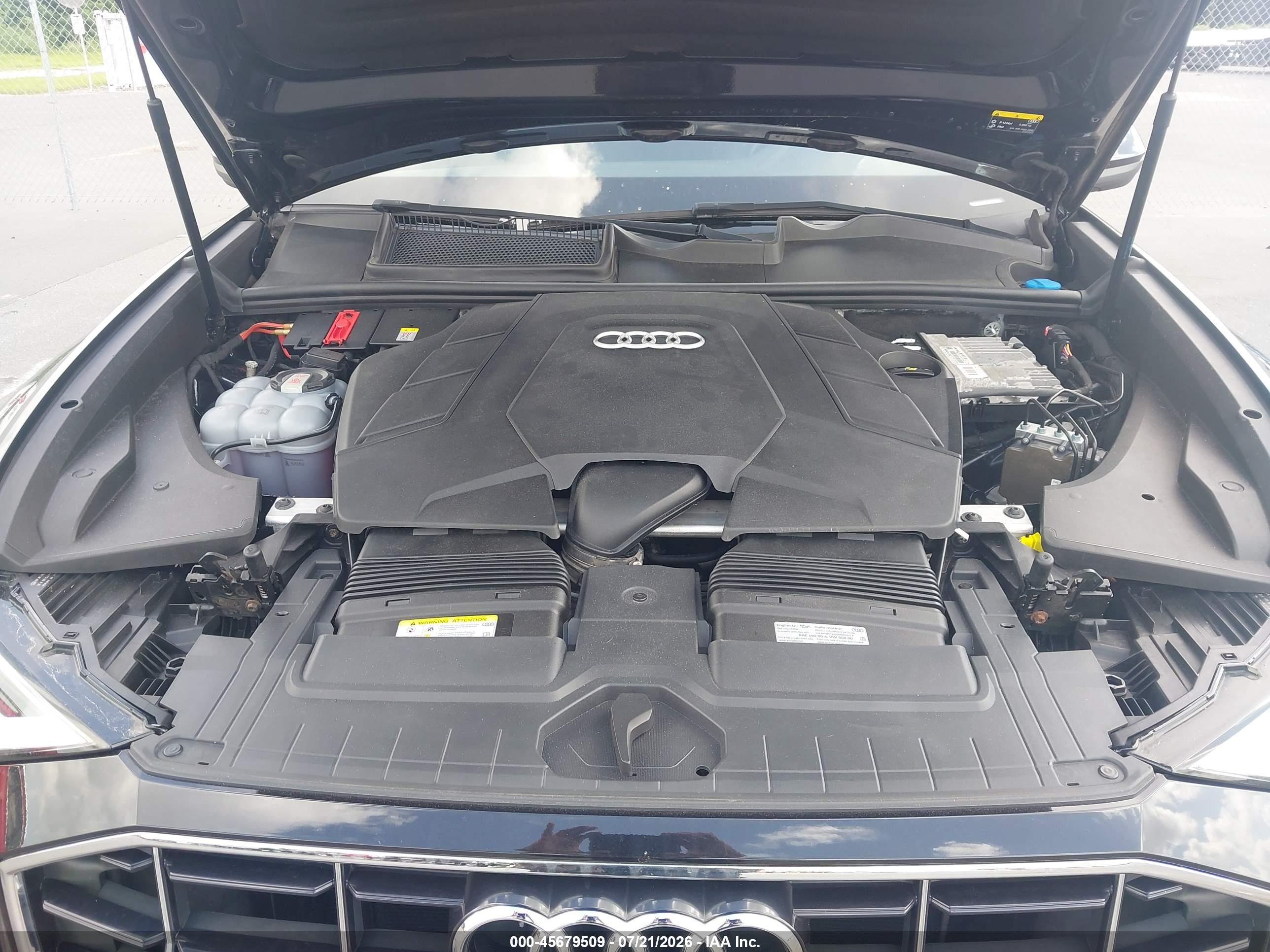 2021 AUDI Q8 quattro Progressiv