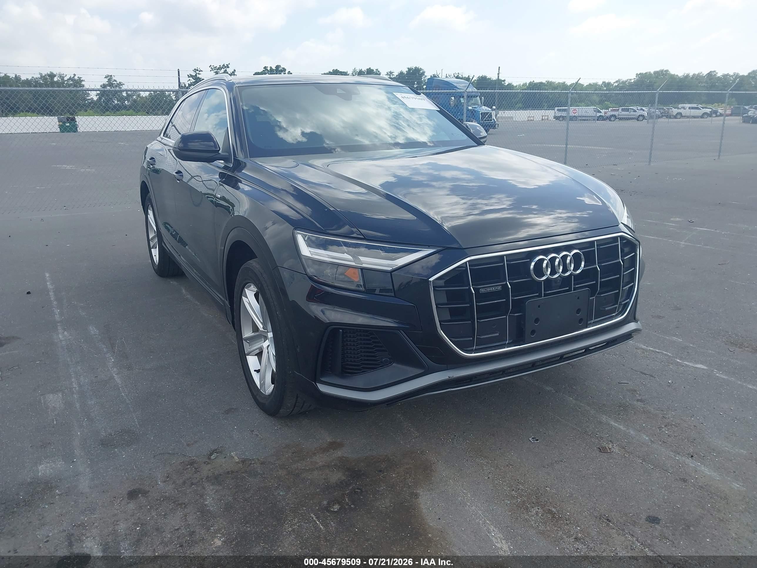 2021 AUDI Q8 quattro Progressiv