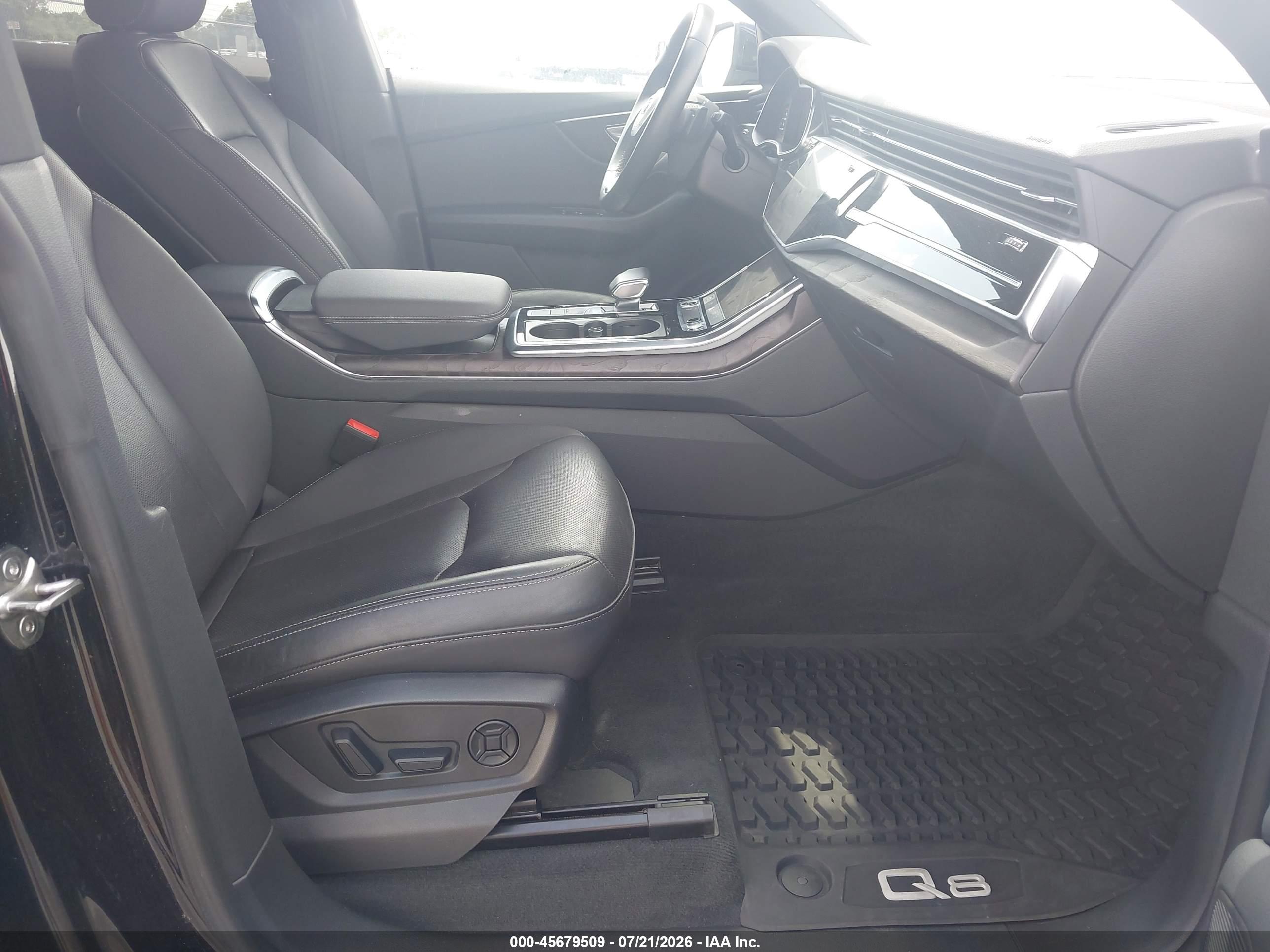 2021 AUDI Q8 quattro Progressiv