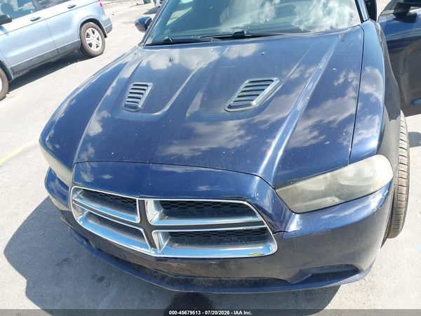 2012 DODGE CHARGER SE