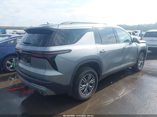 2025 CHEVROLET TRAVERSE FWD LT — I4