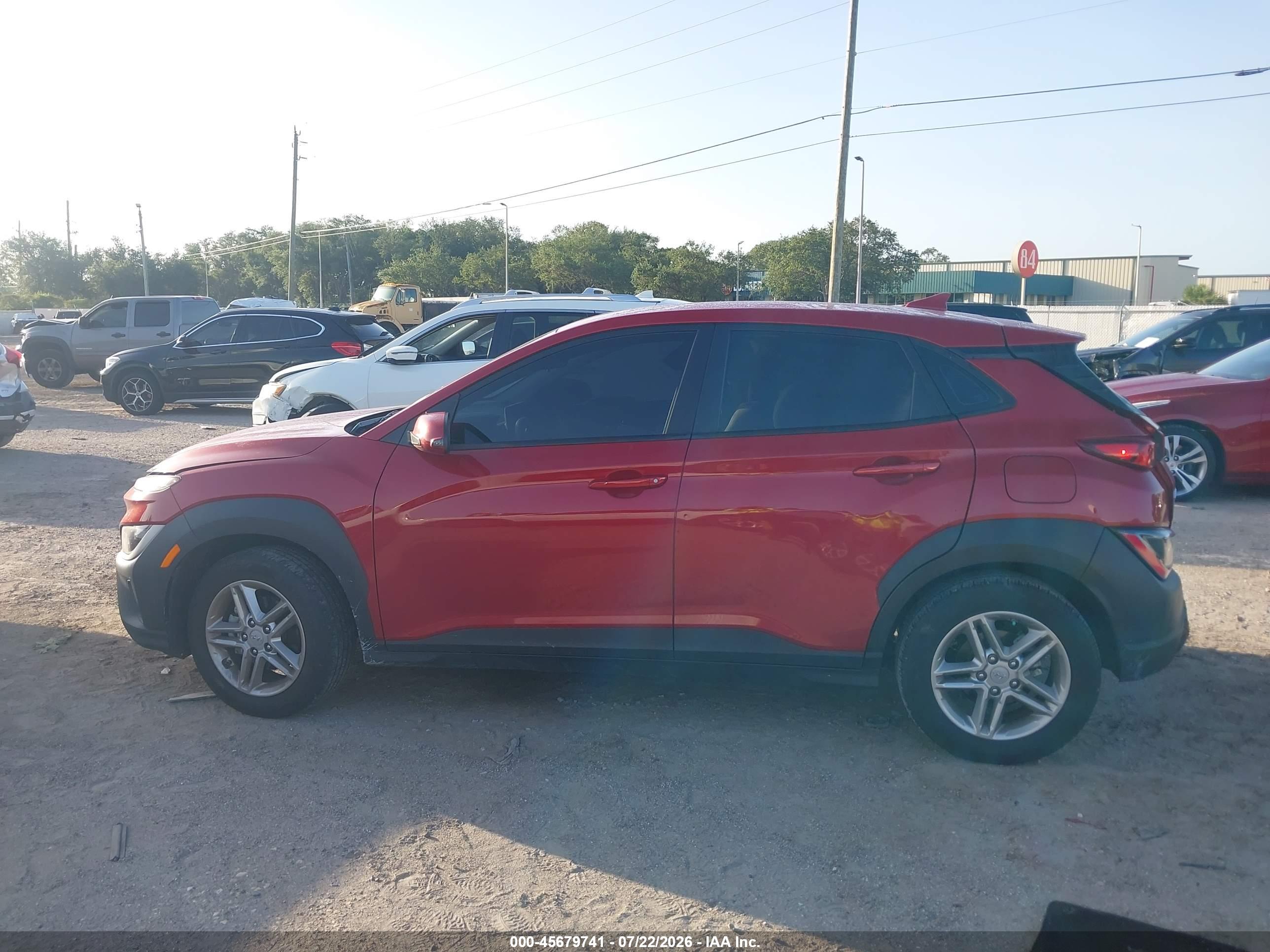 2023 HYUNDAI KONA SE