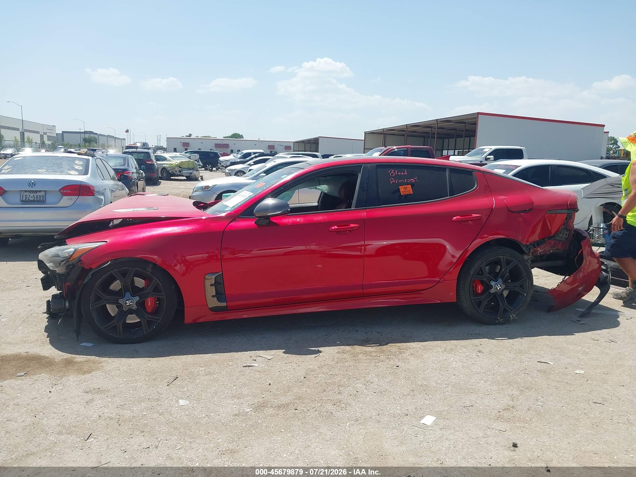 2018 KIA STINGER GT1
