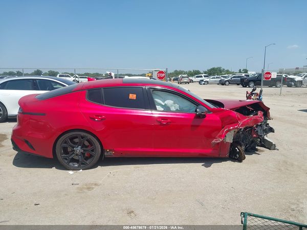 2018 KIA STINGER GT1