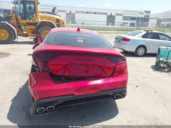 2018 KIA STINGER GT1