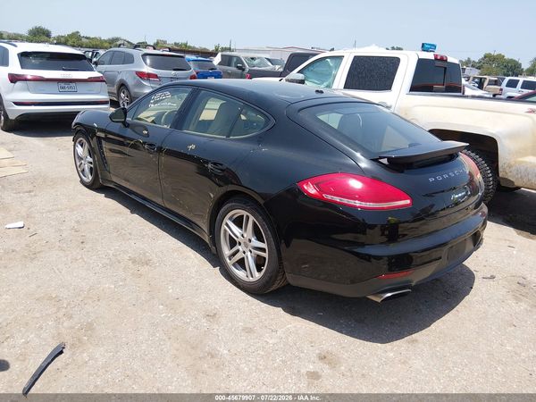 2014 PORSCHE PANAMERA 4