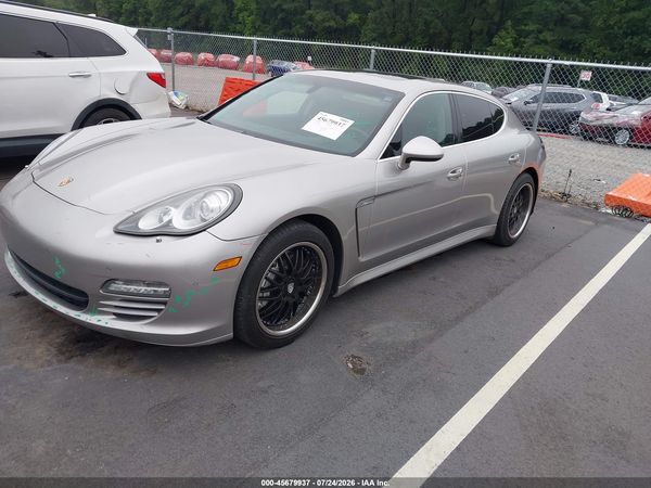 2010 PORSCHE PANAMERA 4S