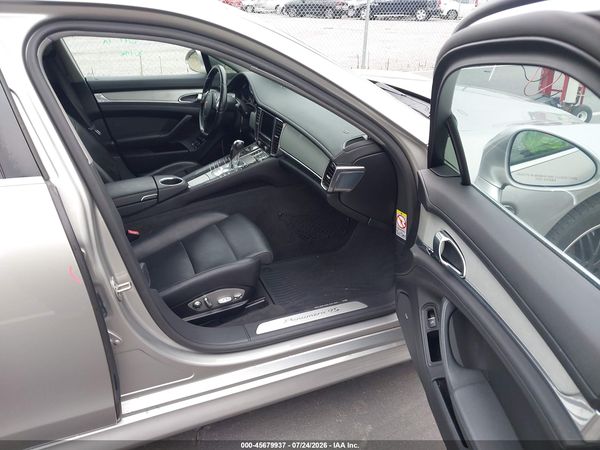 2010 PORSCHE PANAMERA 4S