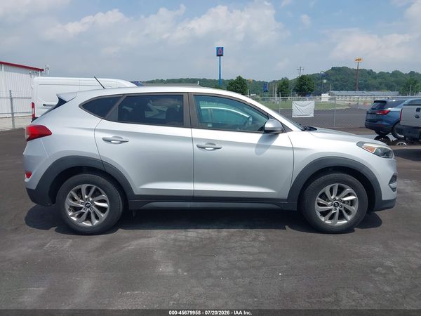 2018 HYUNDAI TUCSON SE